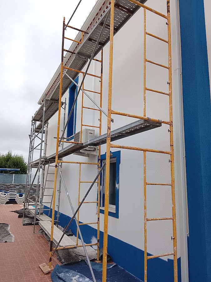 JLuxo construções e pinturas foto 4