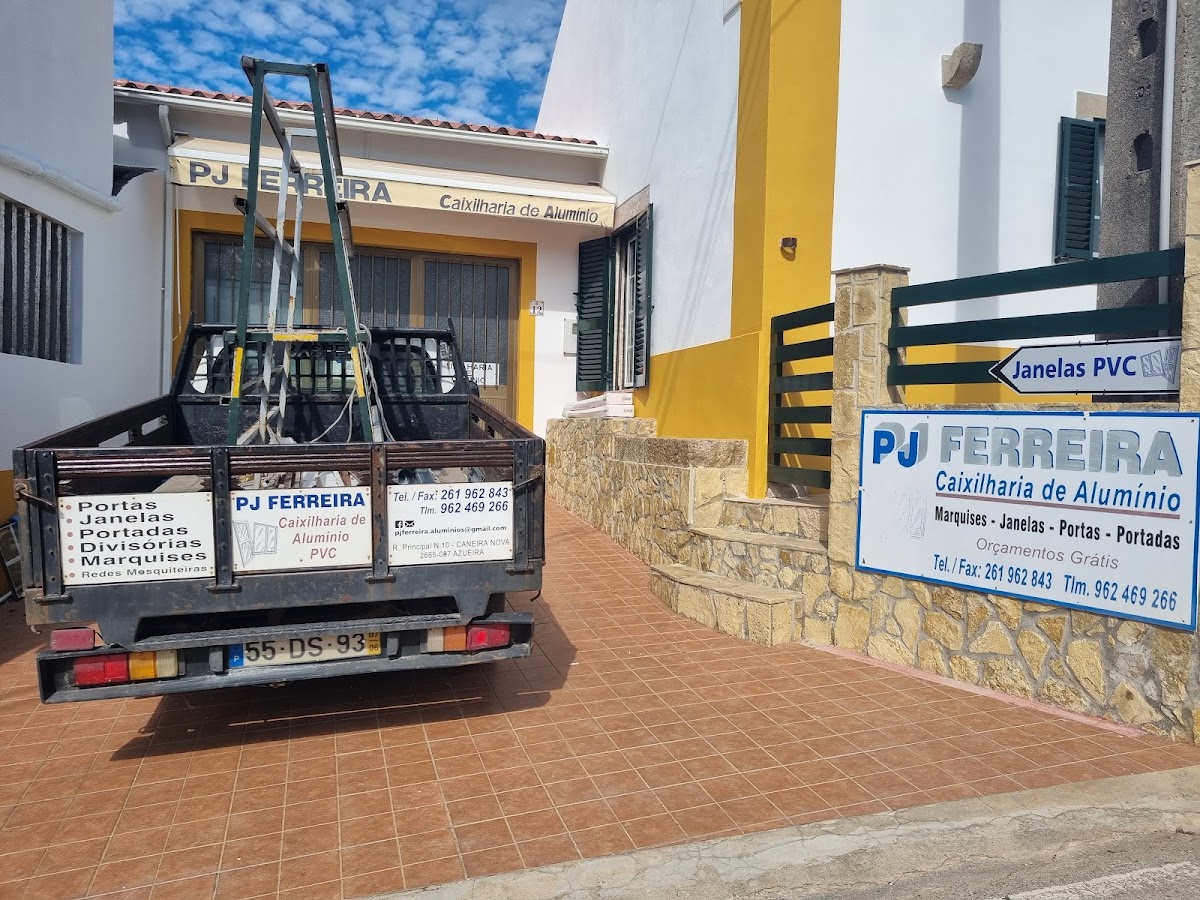 PJFERREIRA - Caixilharia de Alumínio & PVC, Estores (Serralharia)