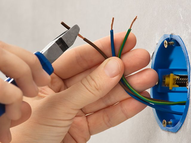 Dr. Silva Resolve - Eletricista e Reparações Elétricas foto 5