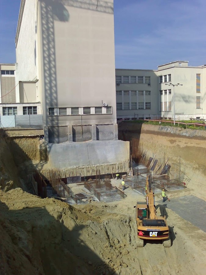 Henriques & Belo - Escavações e Terraplanagens, Lda
