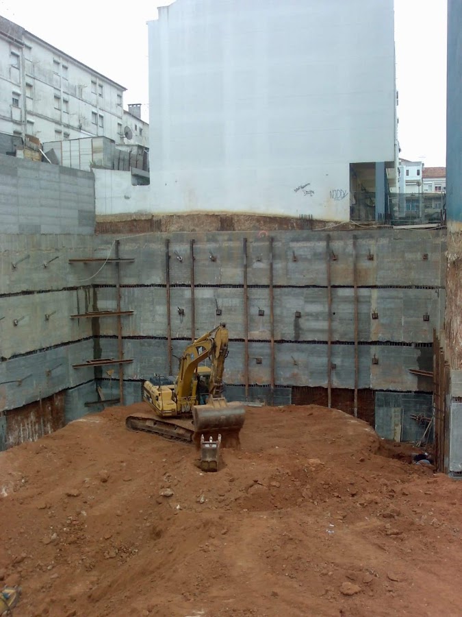 Henriques & Belo - Escavações e Terraplanagens, Lda foto 4