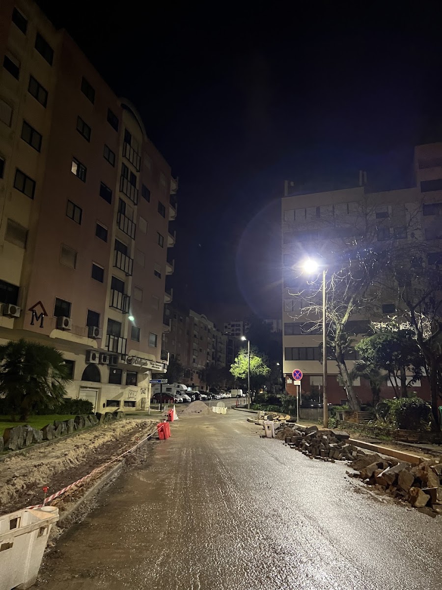 Unikonstroi Construção e Paisagismo