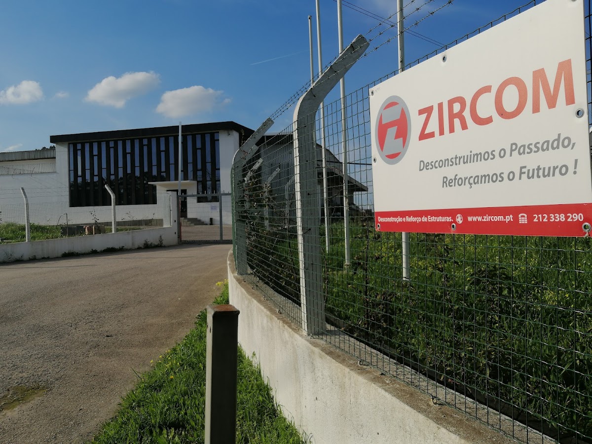 Zircom