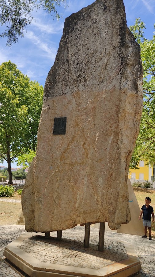 Monumento a D. António, Prior do Crato foto 8