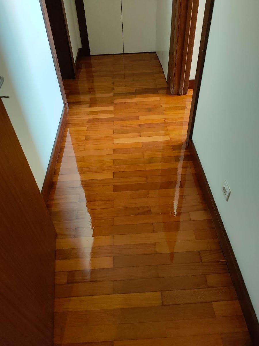 Refaga, Revestimentos e Afagamentos Lda. foto 3