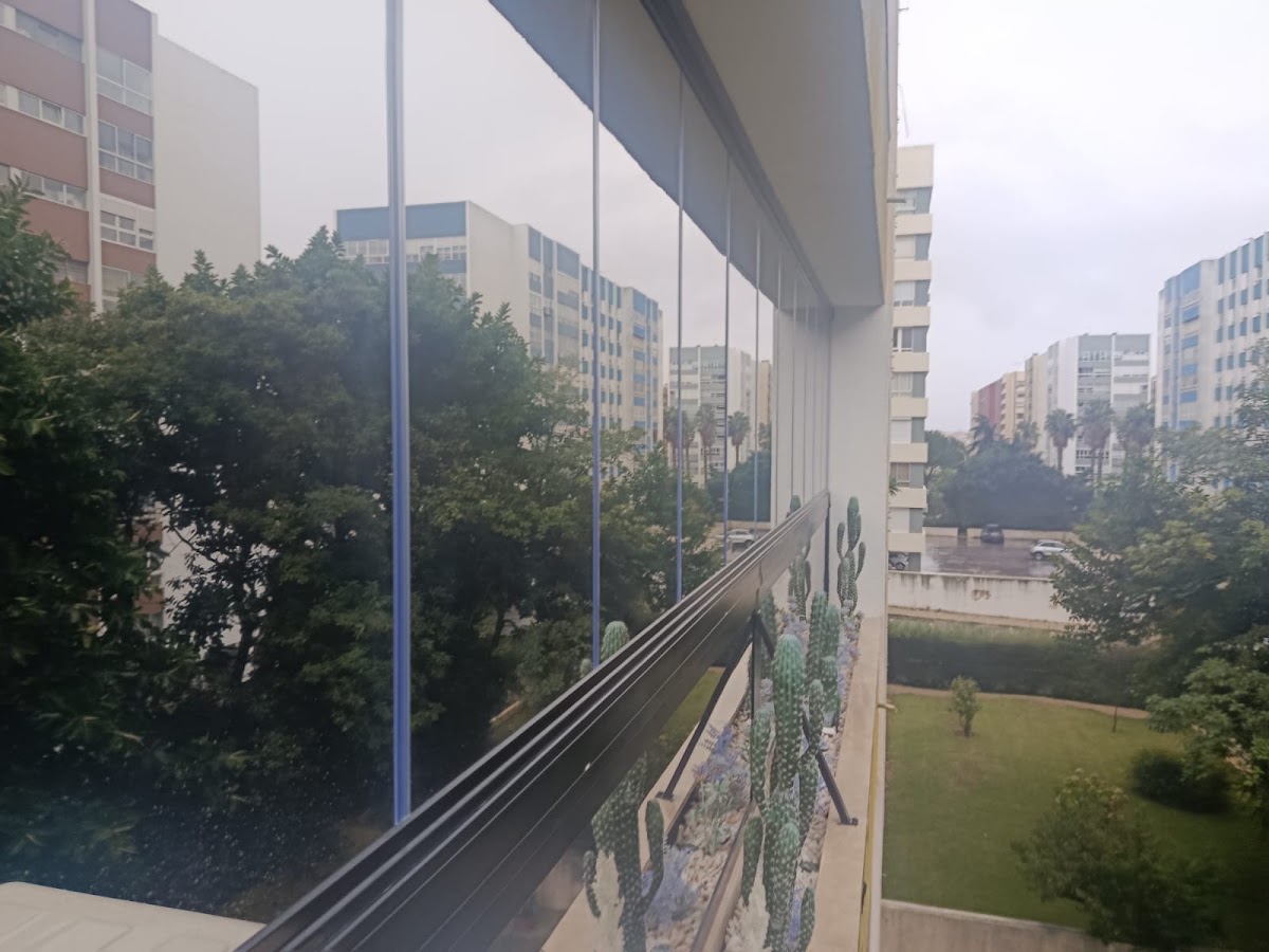 Perfil Contemporaneo - Inovação em Caixilharia foto 10