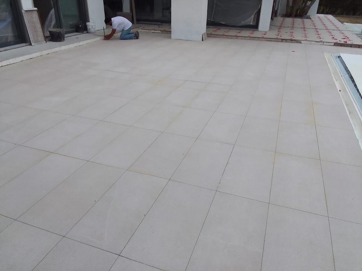 WS – Ladrilhos, Remodelações, Pinturas, Manutenção de telhado &amp; Reparos - Lisboa. foto 3