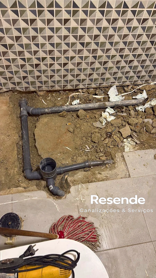 Resende Canalizações & Serviços foto 5