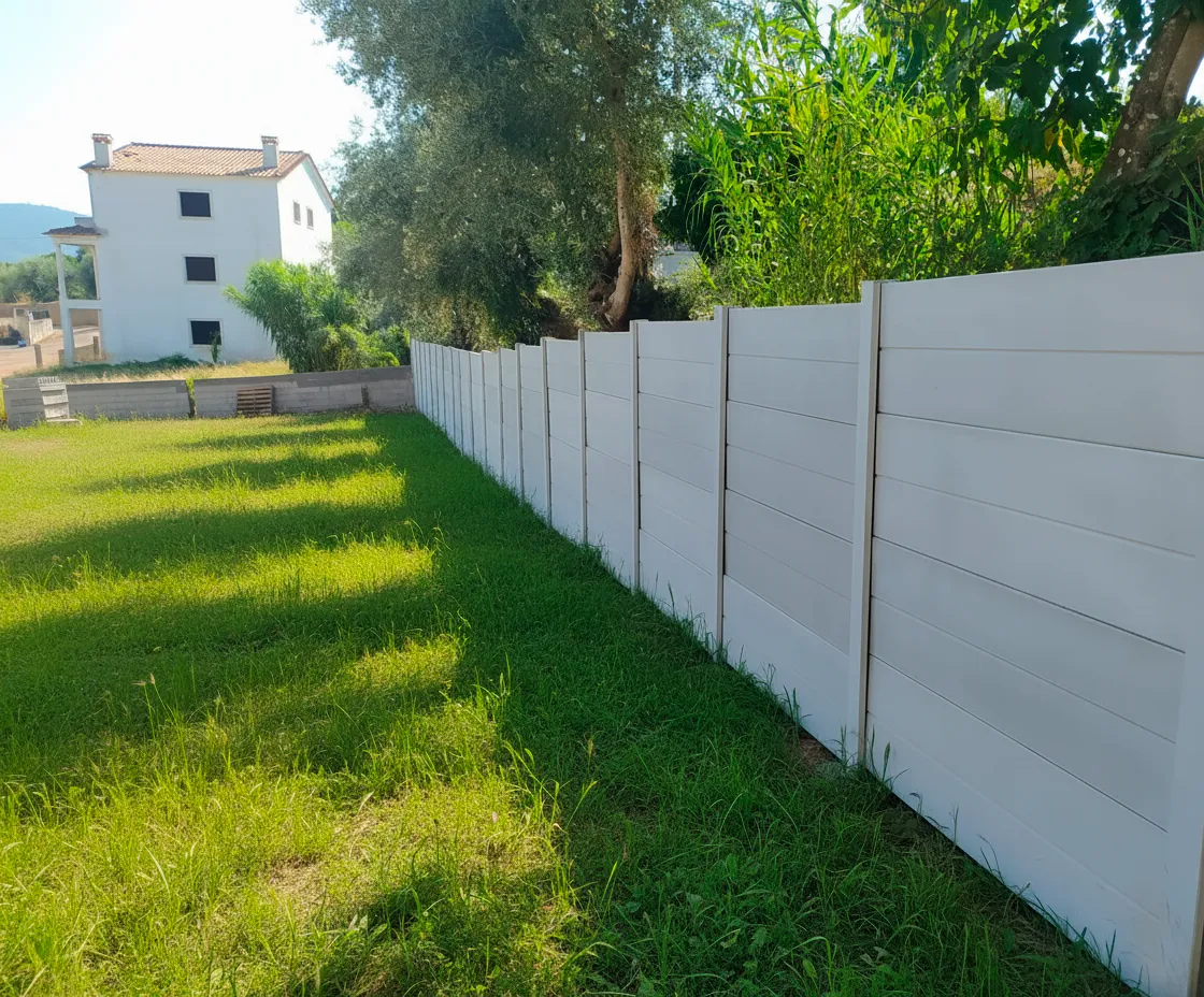 Vedação modular de betão Euromuro — Miranda do Corvo